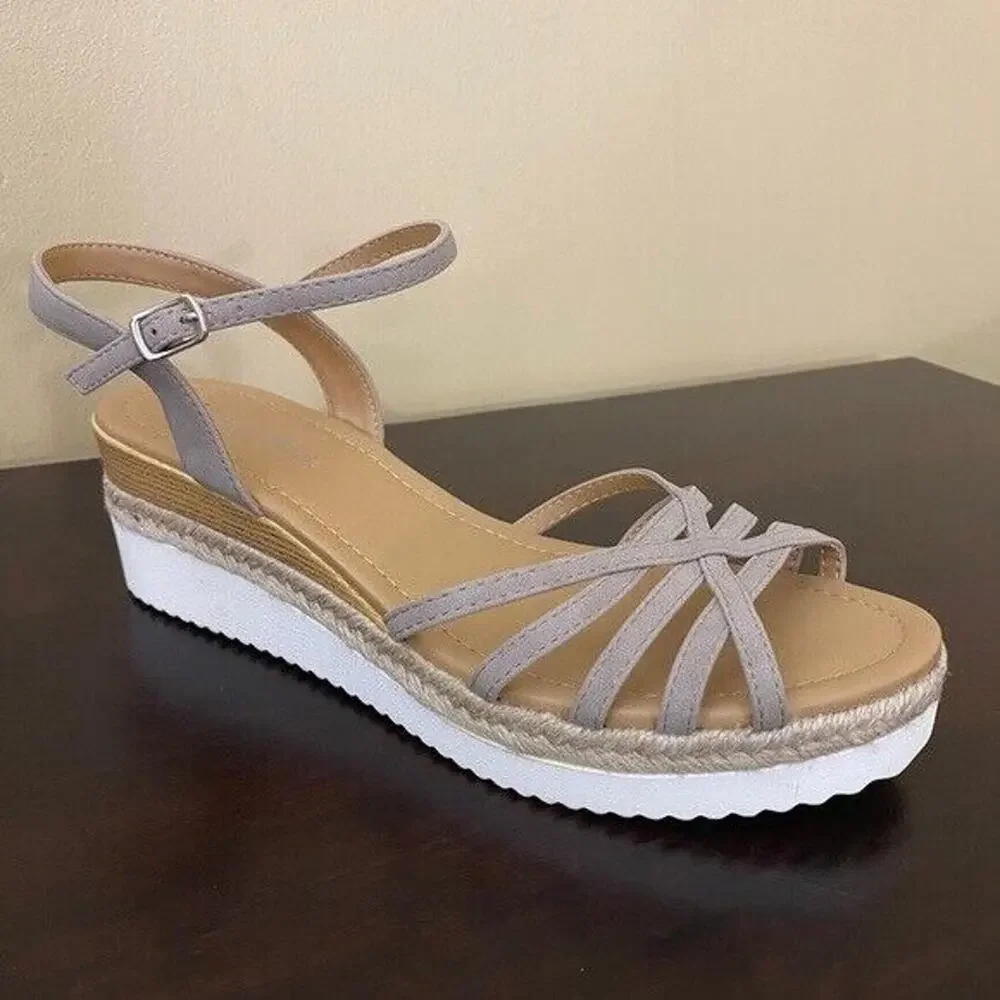 CityClassified Women's Strappy Sandals - Picture 2 of 7